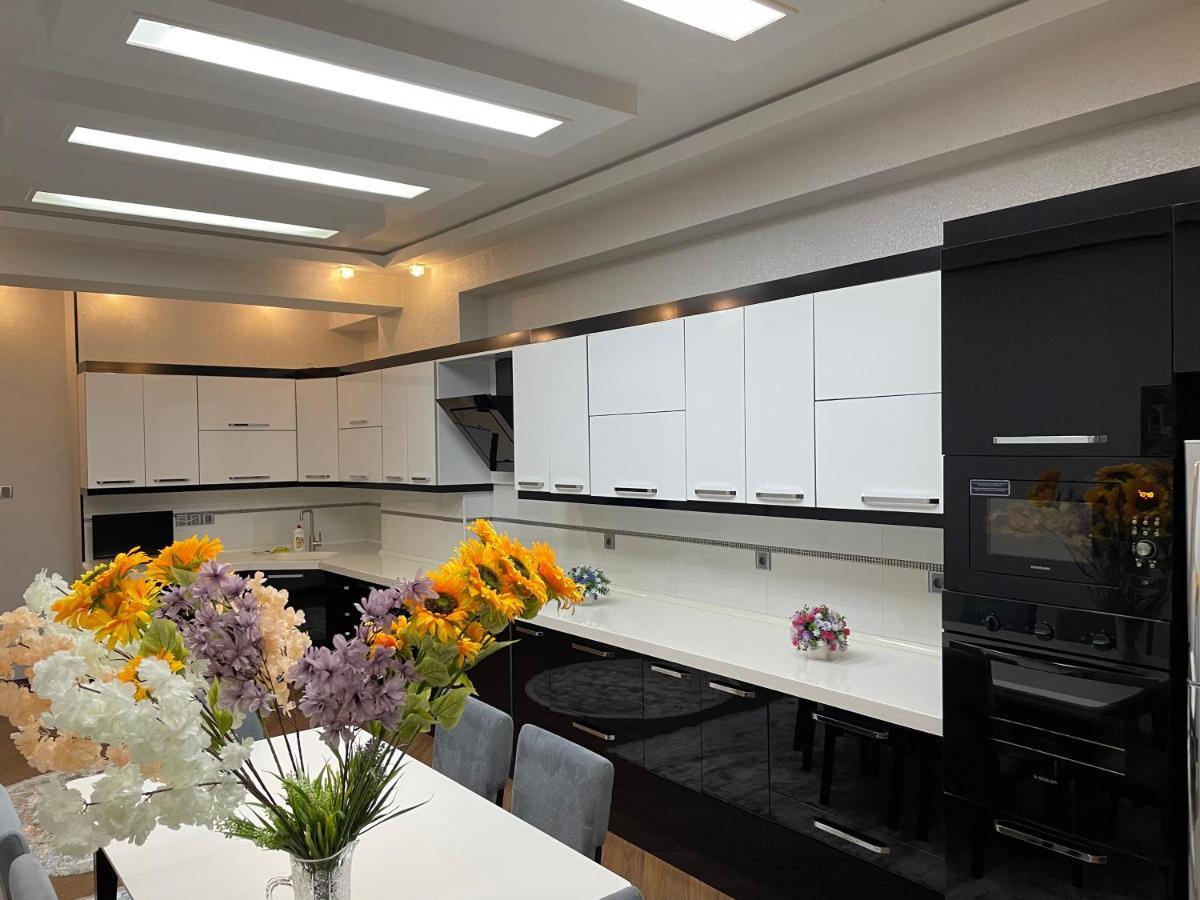 Meqafun Sea View Apartment 바쿠 외부 사진